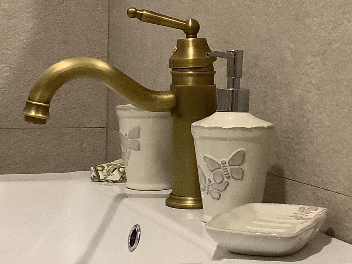 Ezuest Boroka Apartman إغير المظهر الخارجي الصورة