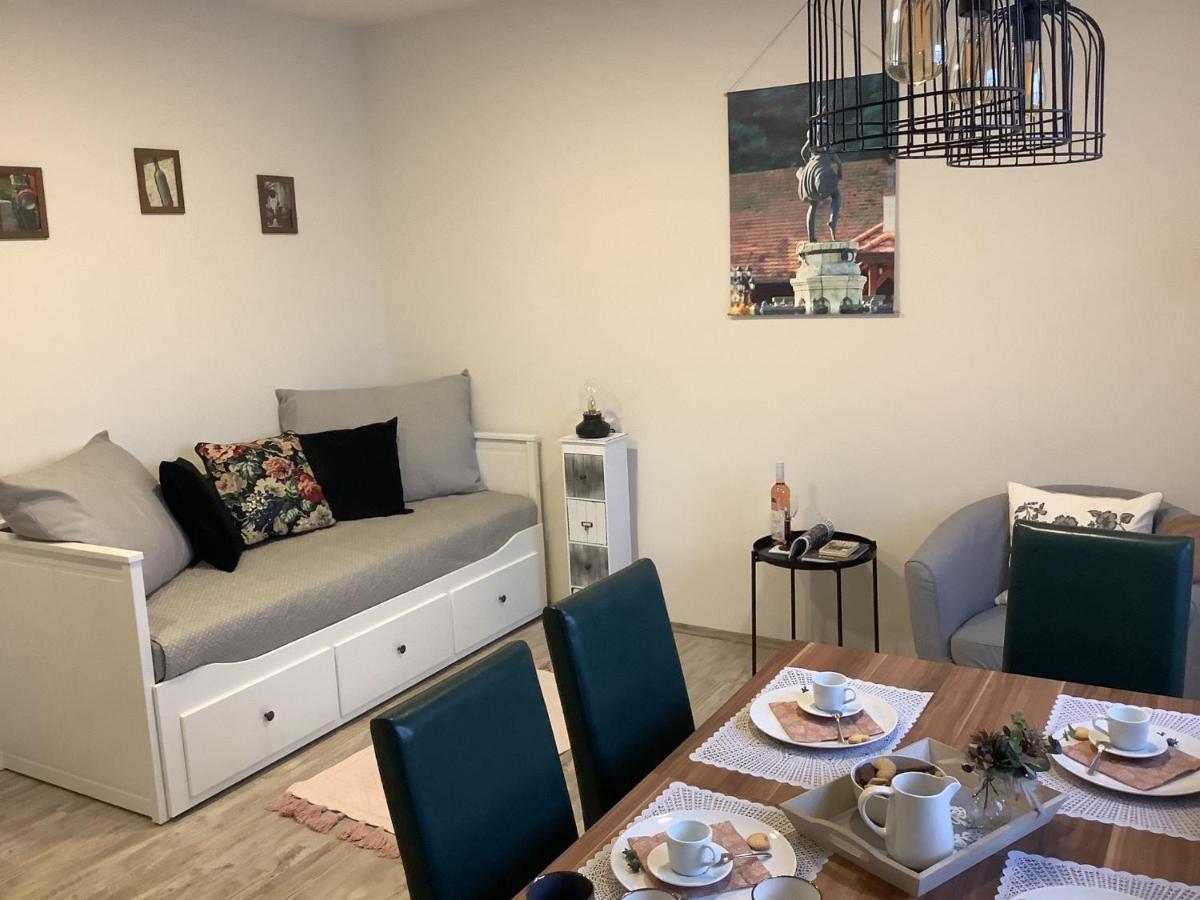 Ezuest Boroka Apartman إغير المظهر الخارجي الصورة