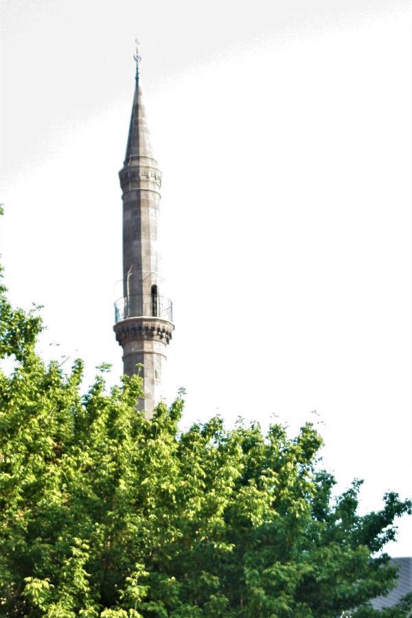 Ezuest Boroka Apartman إغير المظهر الخارجي الصورة